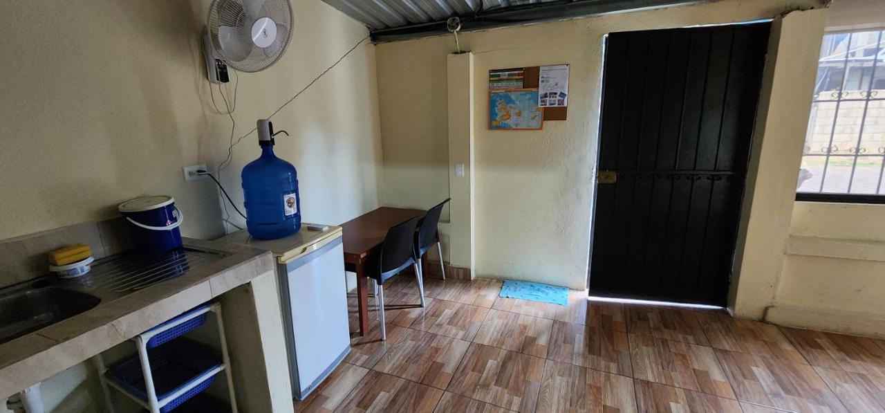 Apartamento Minidepartamento Semiamoblado, Pto Ayora-Galapagos Puerto Ayora  Exterior foto